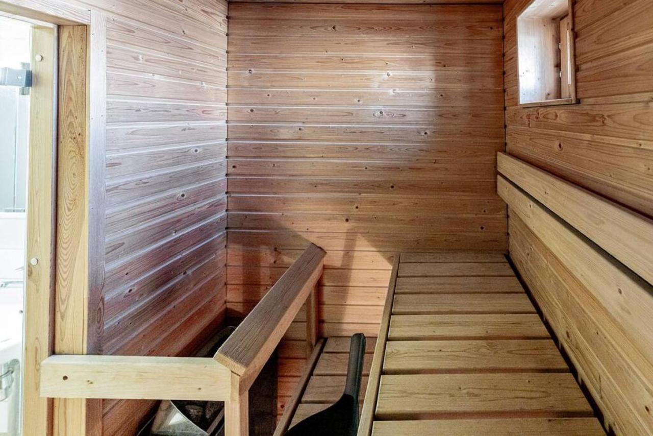 Apartment Sleepwell, Leppaevaara, 71M2 With Private Sauna Еспоо Екстериор снимка